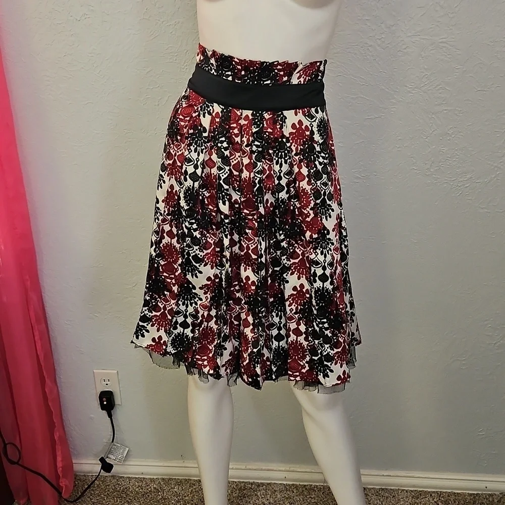 Vtg WORTHINGTON 1990s Floral Pleated Satin A-line Above the Knee Skirt